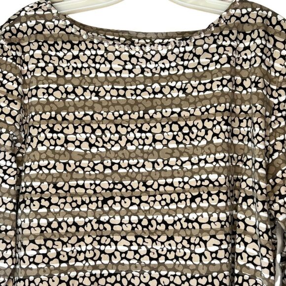 Ruby‎ Rd. Top - Picture 2 of 6